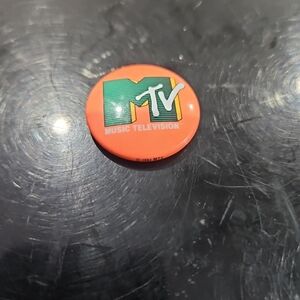 Rare - MTV Pin 1984